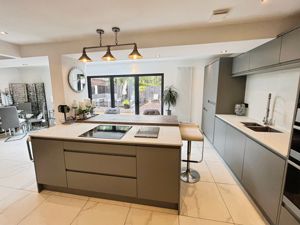 Kitchen- click for photo gallery